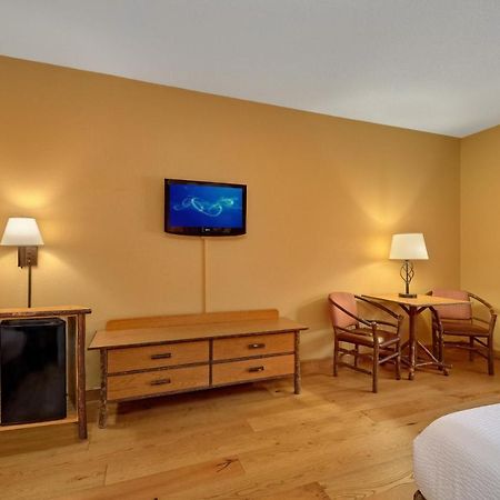 Bearskin Lodge On The River Gatlinburg Exterior foto