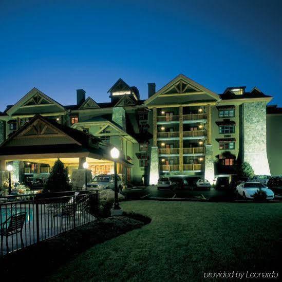 Bearskin Lodge On The River Gatlinburg Exterior foto