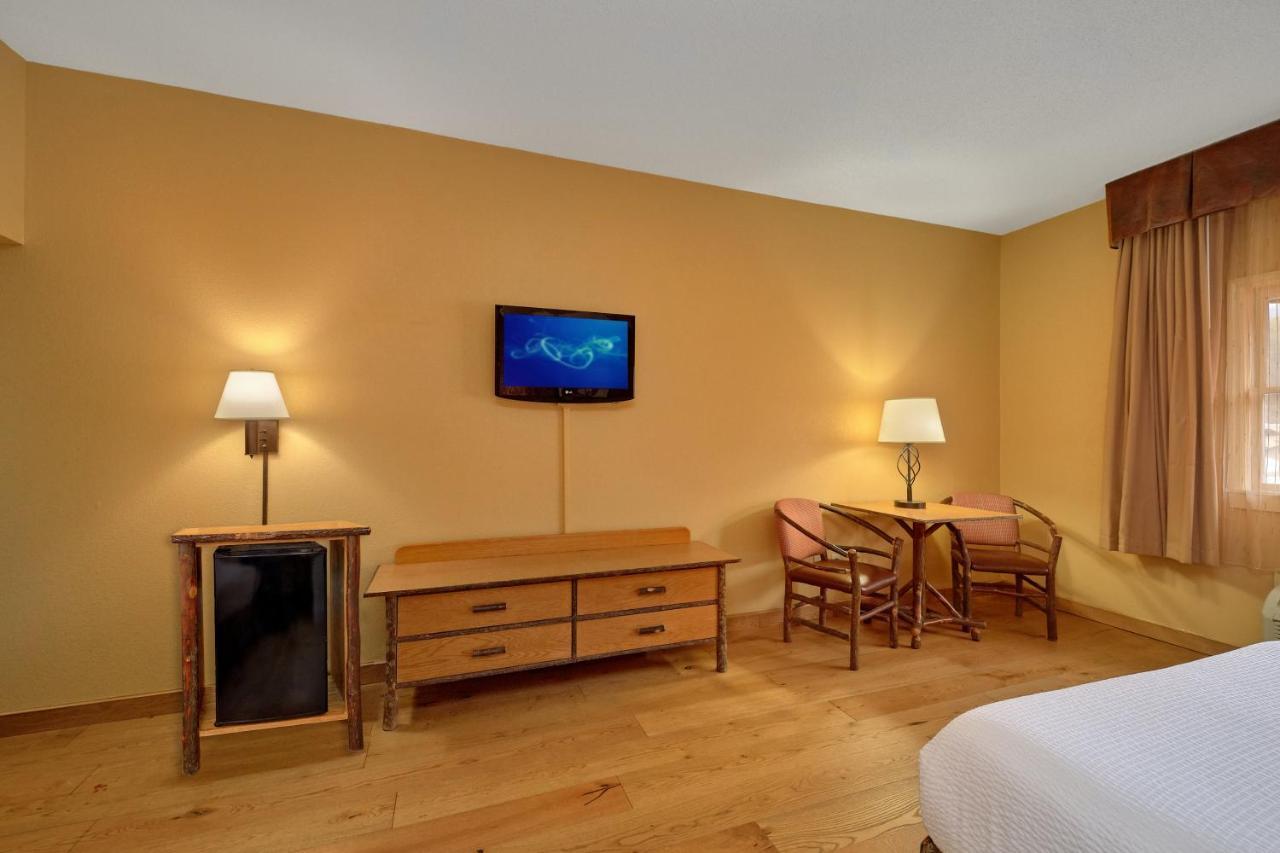 Bearskin Lodge On The River Gatlinburg Exterior foto